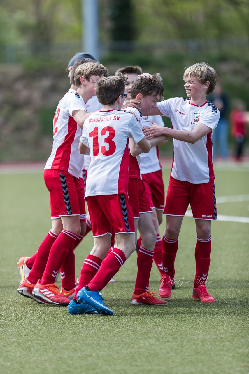 Bild 146 - mCJ Walddoerfer 2 - Farmsen 2 : Ergebnis: 3:1